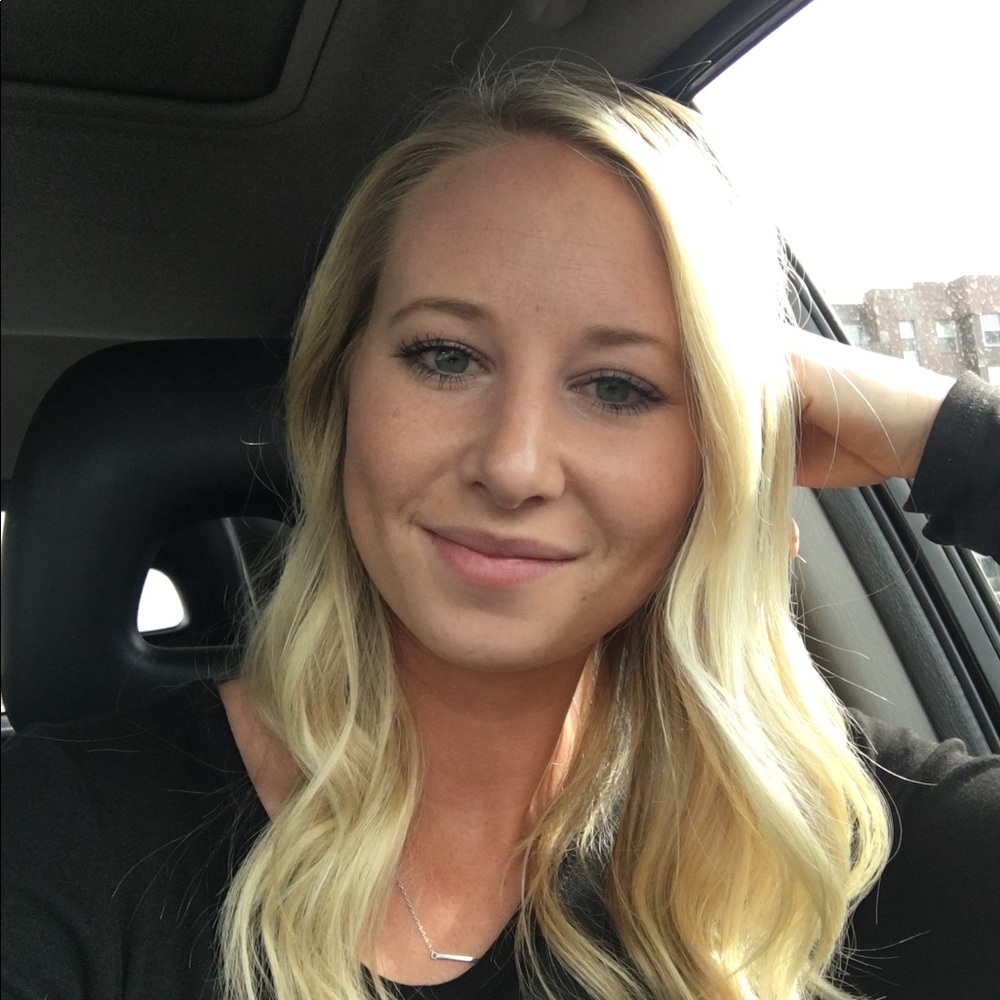 Meet your Posher, Alyse